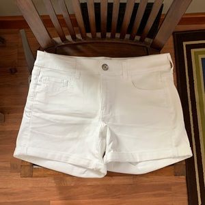 American Eagle Super Stretch Shorts Size 12